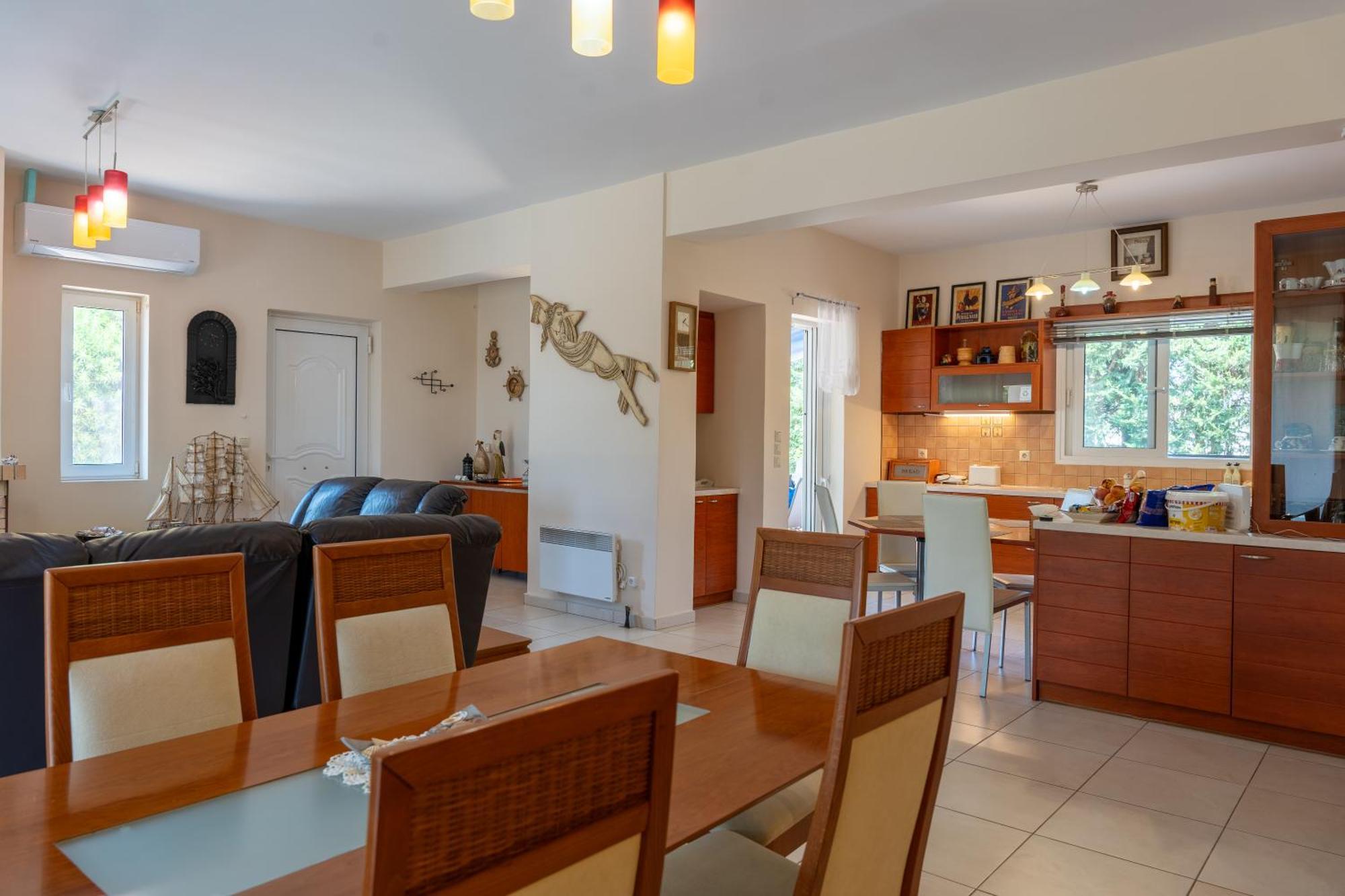 Beautiful Summer Villa In Chalkoutsi Khalkoutsion Bagian luar foto